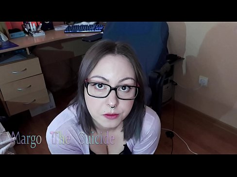 ❤️ สาวเซ็กซี่กับแว่นตาดูด Dildo ลึก ๆ บน Camera ️ เย็ดกัน ที่เรา ❤